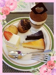 スイーツブッフェヾ(*・ω・)ノ