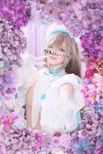 :(´⊃ω⊂｀):